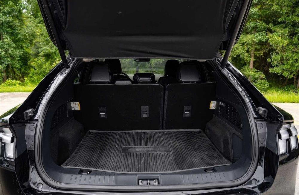 Ford Mustang Mach-E Premium      2022