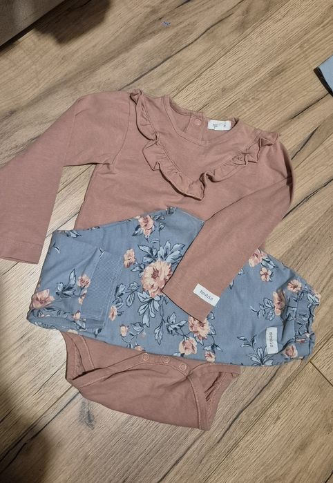 Ubranka NewBie body legginsy dresy 86