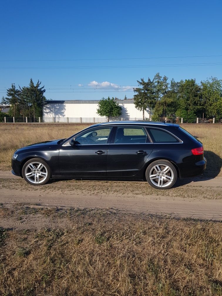 Audi A4 2012r 2.0tdi Lift Manual 177 km !!