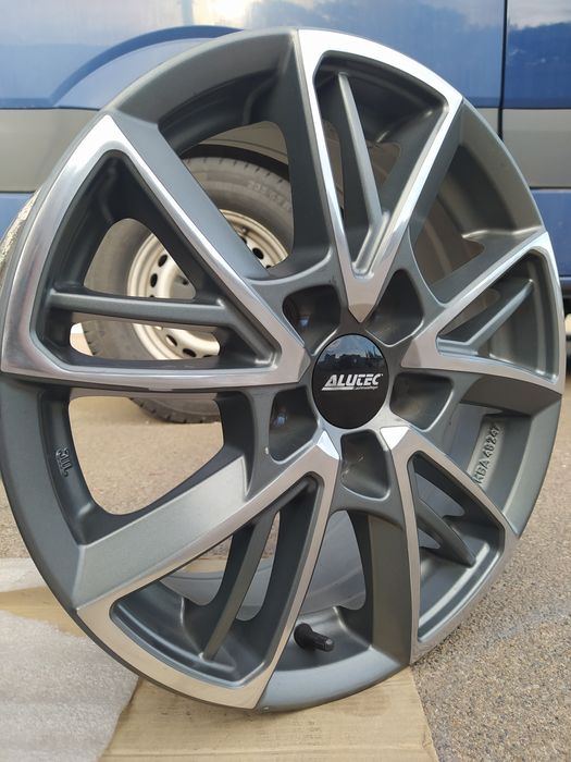 Диски Renault Nissan Kia Hyundai Mazda Honda Suzuki Vivaro R16(5*114,3