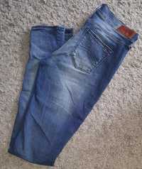 Оригинал.фирменные,стильные,узкие джинсы-брюки tommy hilfiger denim