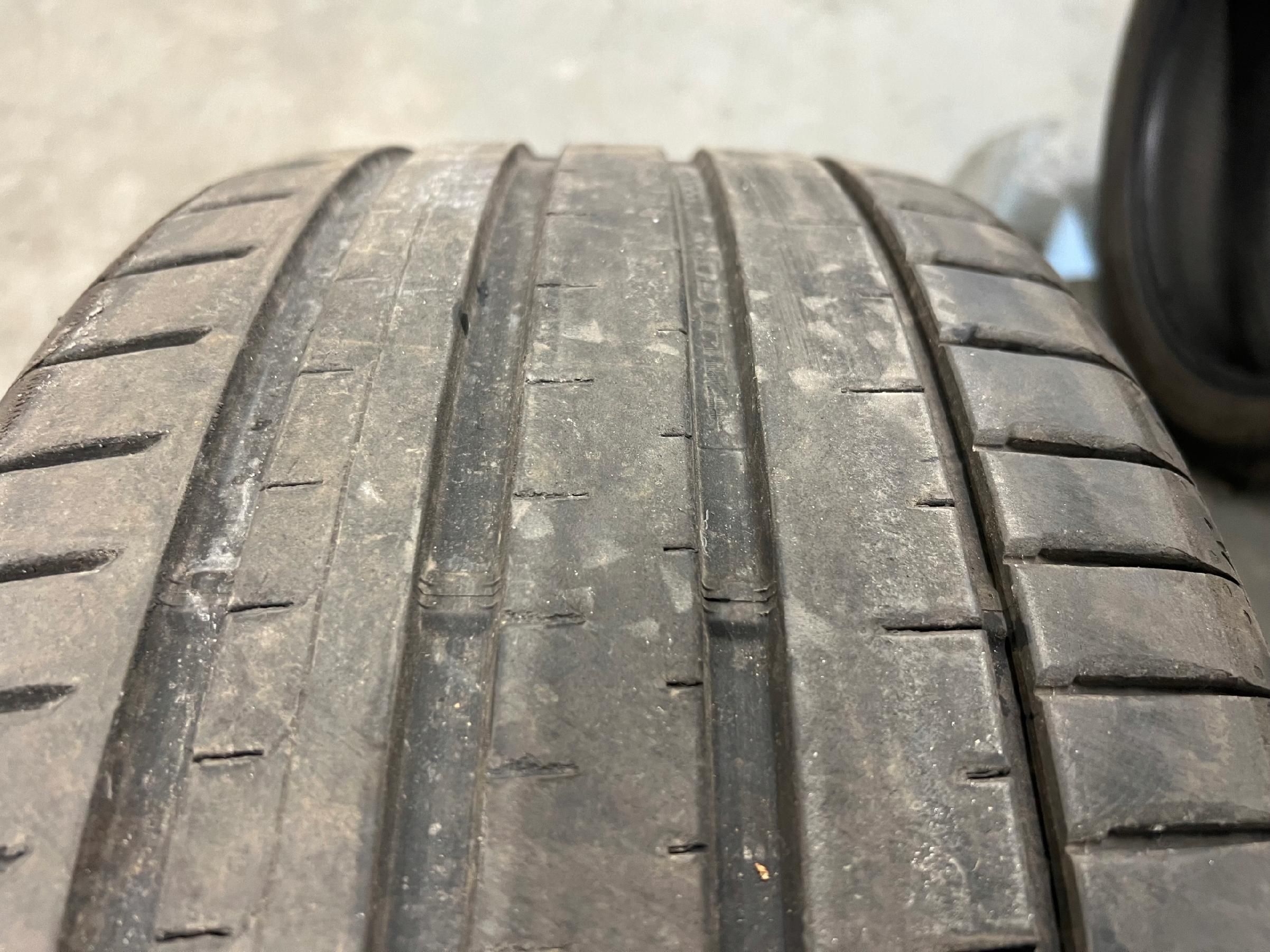 Opona Falken Azenis FKS20 - 255/40/18