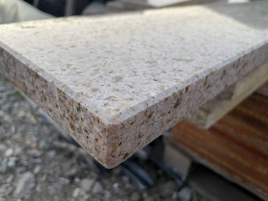 Parapety granitowe