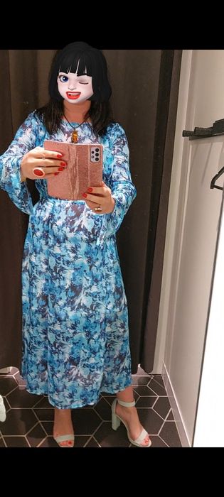 Sukienka midi Mohito