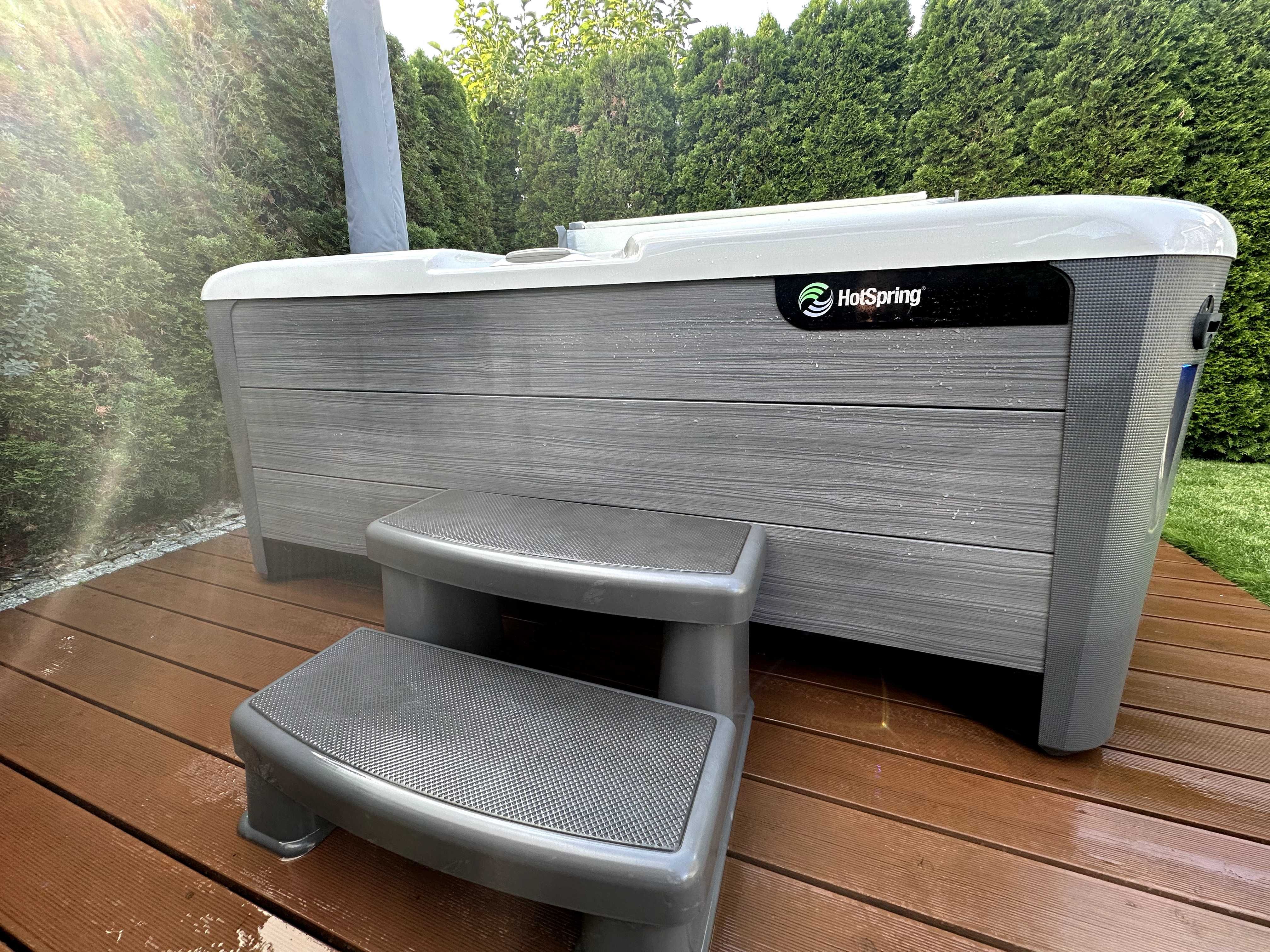 Jacuzzi ENVOY 5 osobowe plus system solny Hot Spring