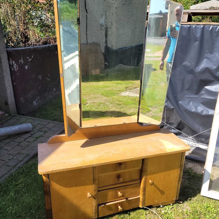 Łóżko prl + szafki nocne + toaletka