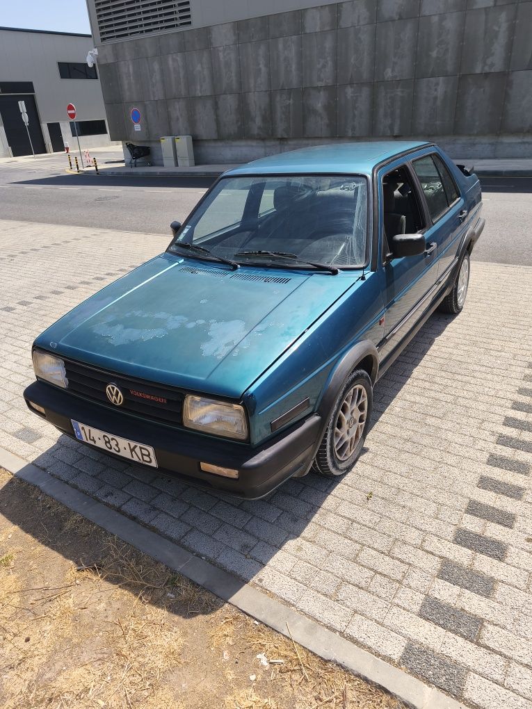 Vw Jetta 1.6td...