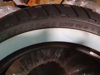 Dunlop D404F  150/80 b16 M/C 71h www biały bok