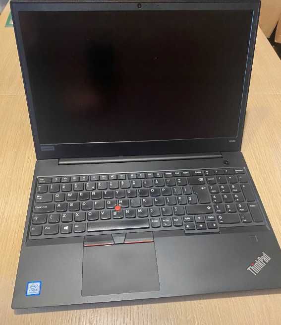 Laptop Lenovo ThinkPad E580 15,6 " Intel Core i5 8 GB / 500 GB czarny