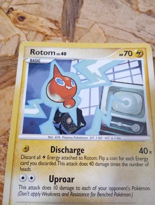 Rotom 82 / 147 carta pokémon