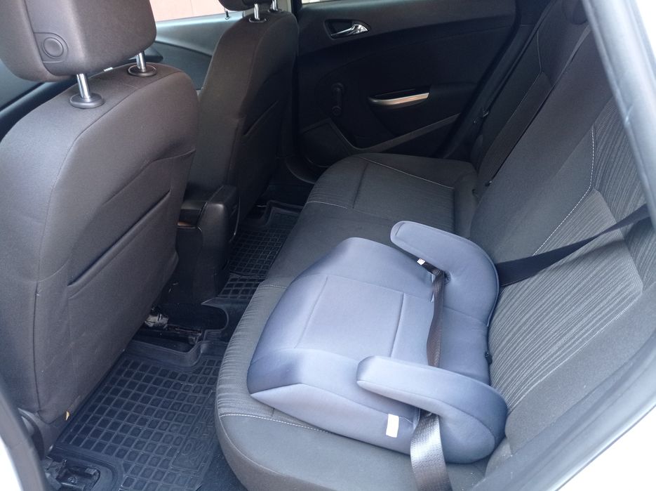 Opel Astra j 2011р. 1.7 Diesel