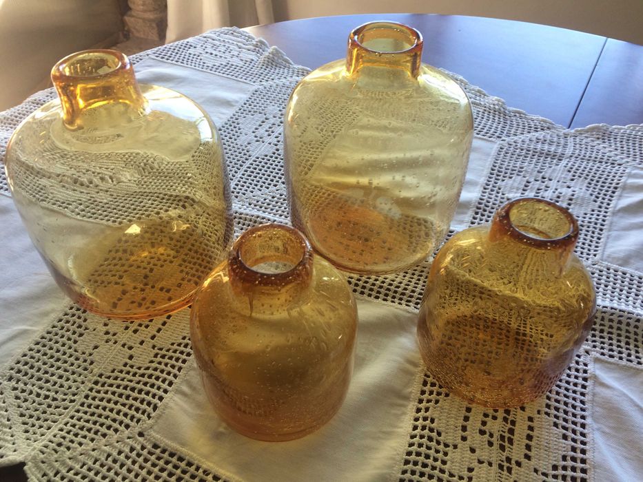 conjunto de frascos de vidro