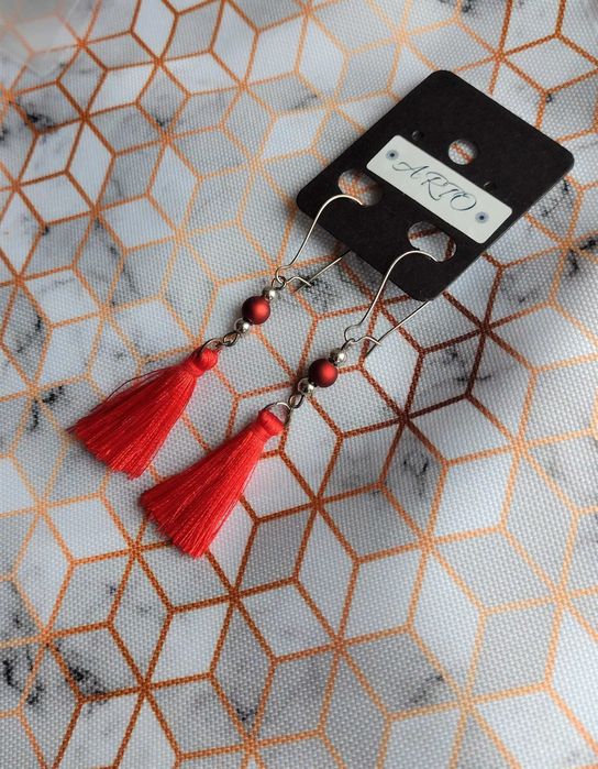 Kolczyki chwosty z koralem czerwone delikatne prezent ślubne