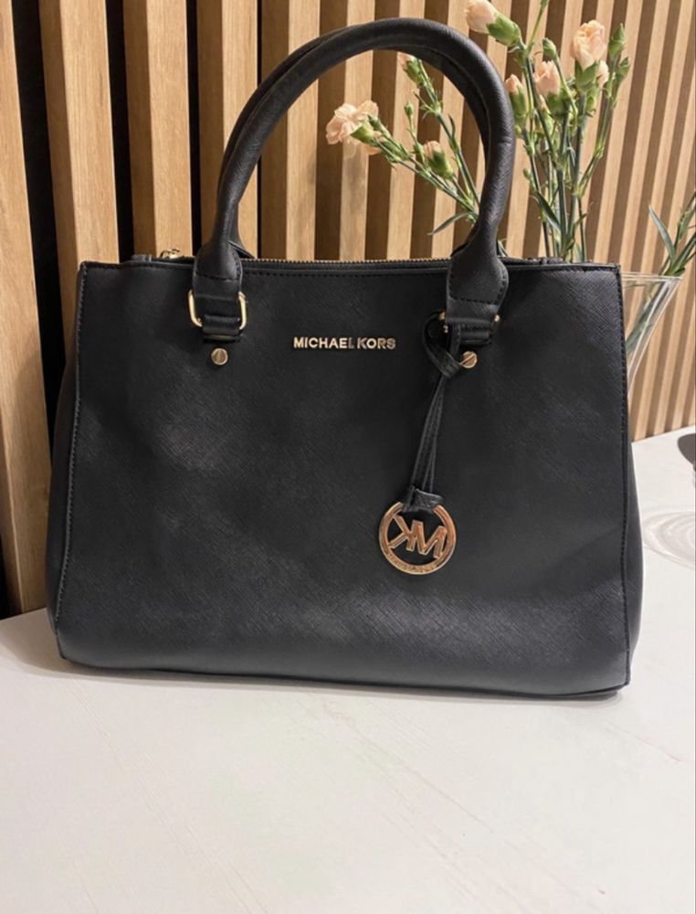 Czarna Duża  Torebka Michael Kors Pojemna