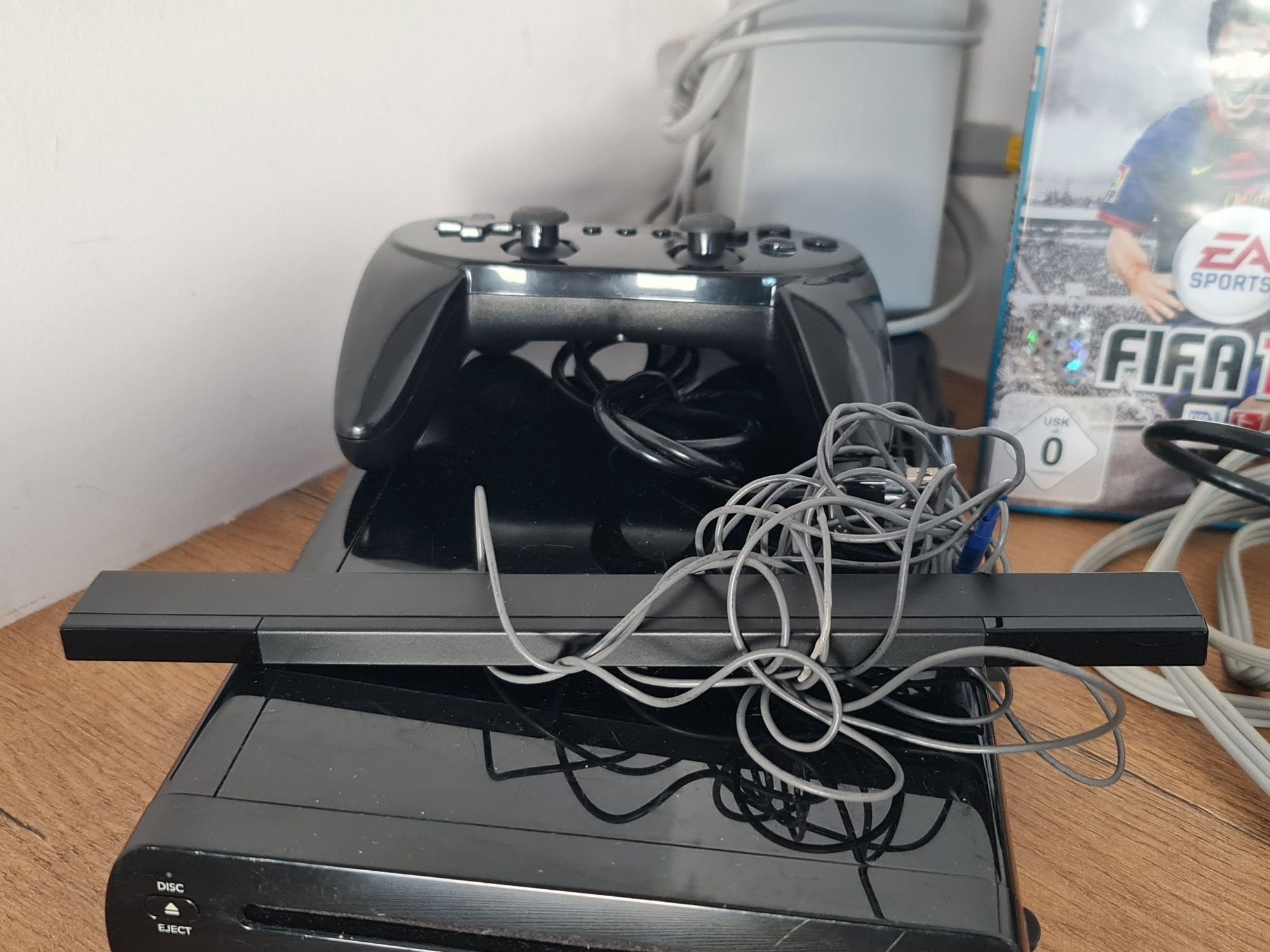 Wii u Konsola Nintendo Wii U plus gra Fifa