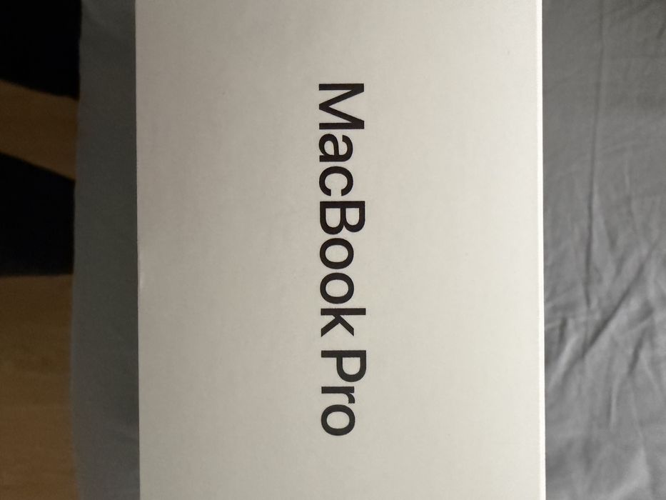 MacBoook Pro M4 16Ram 512gb