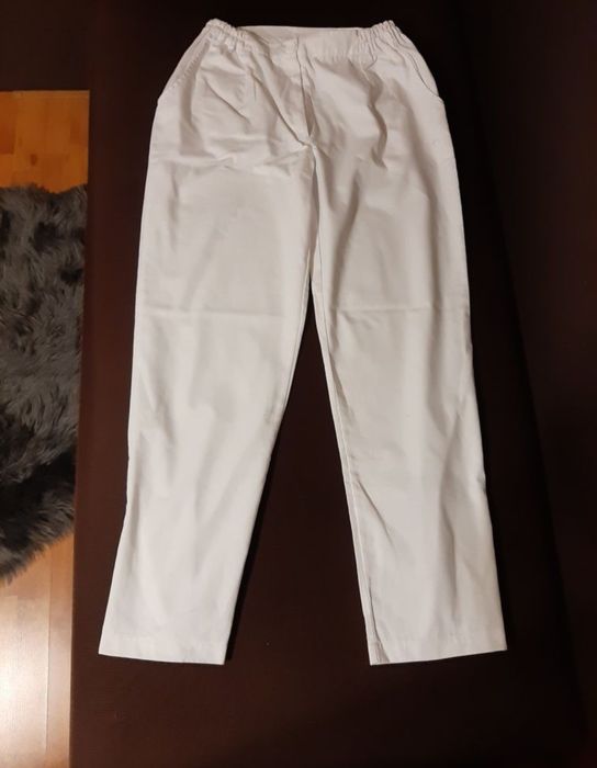 Spodnie białe nowe 40 / 42