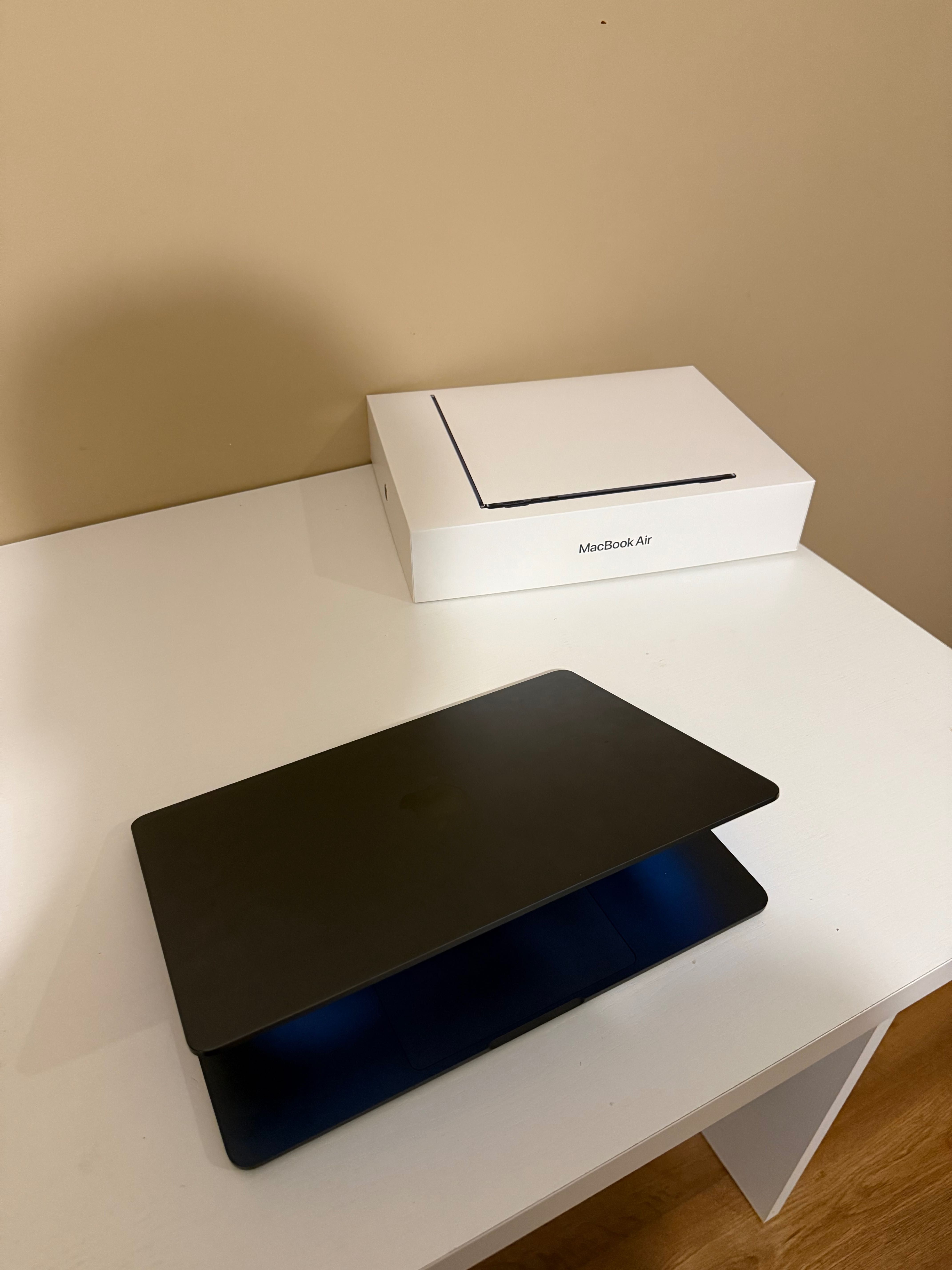 Laptop MacBook m3 2024
