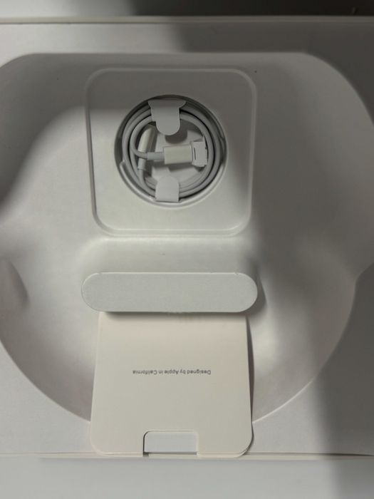 Airpods max White