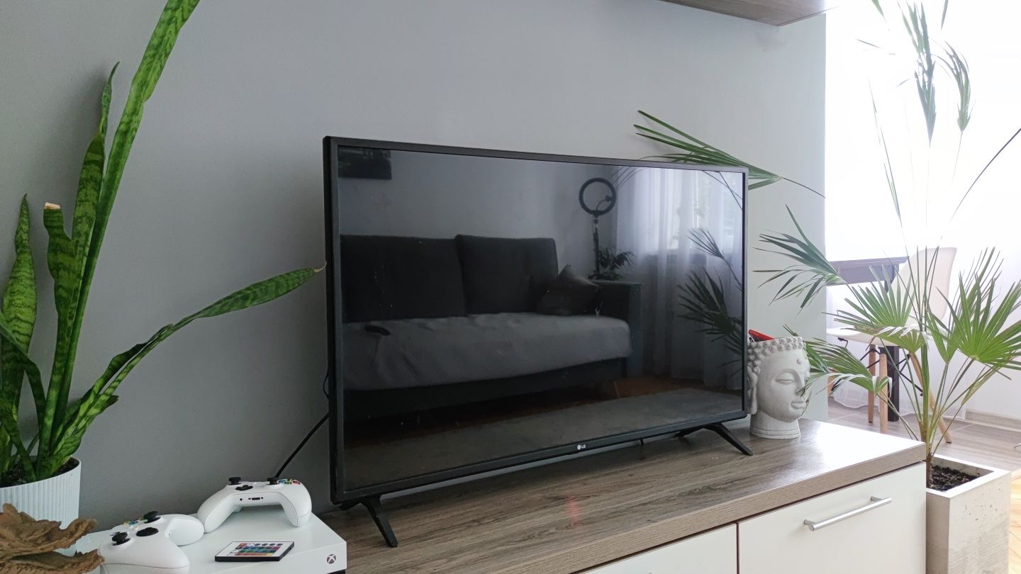 Телевізор LG 43 діагональ