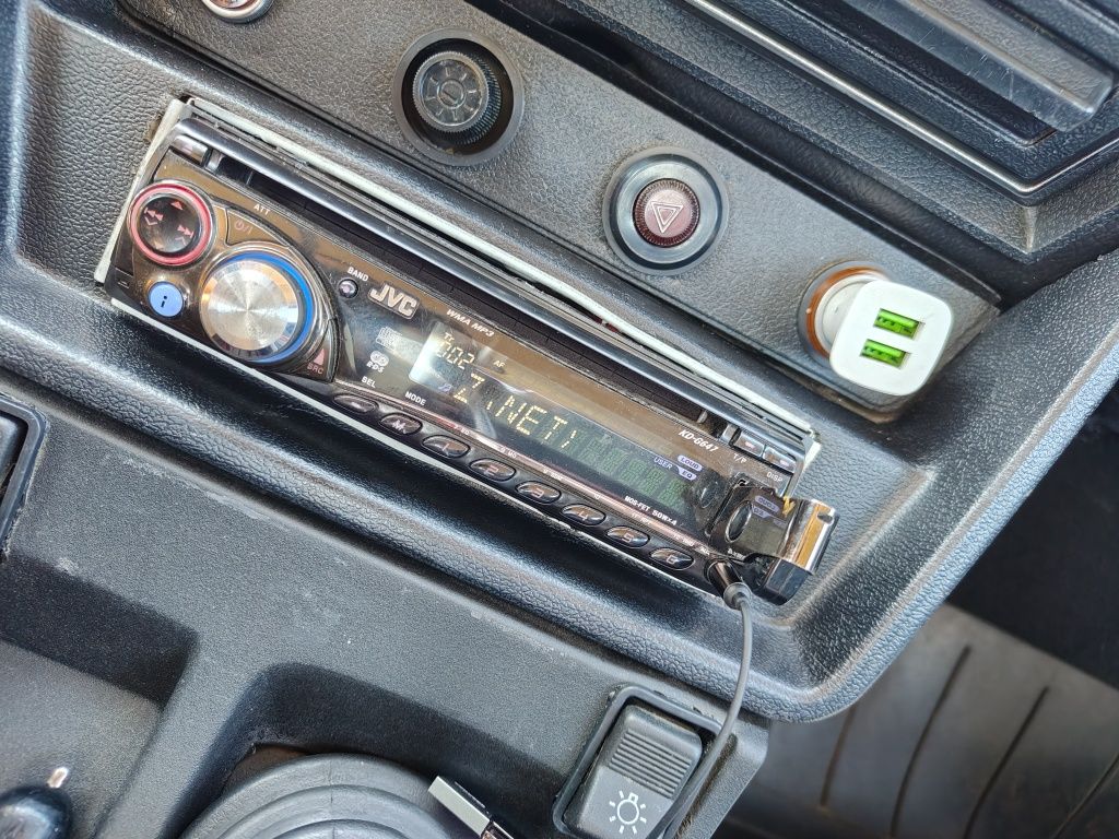 Jvc kd-g647 автомагнітола usb