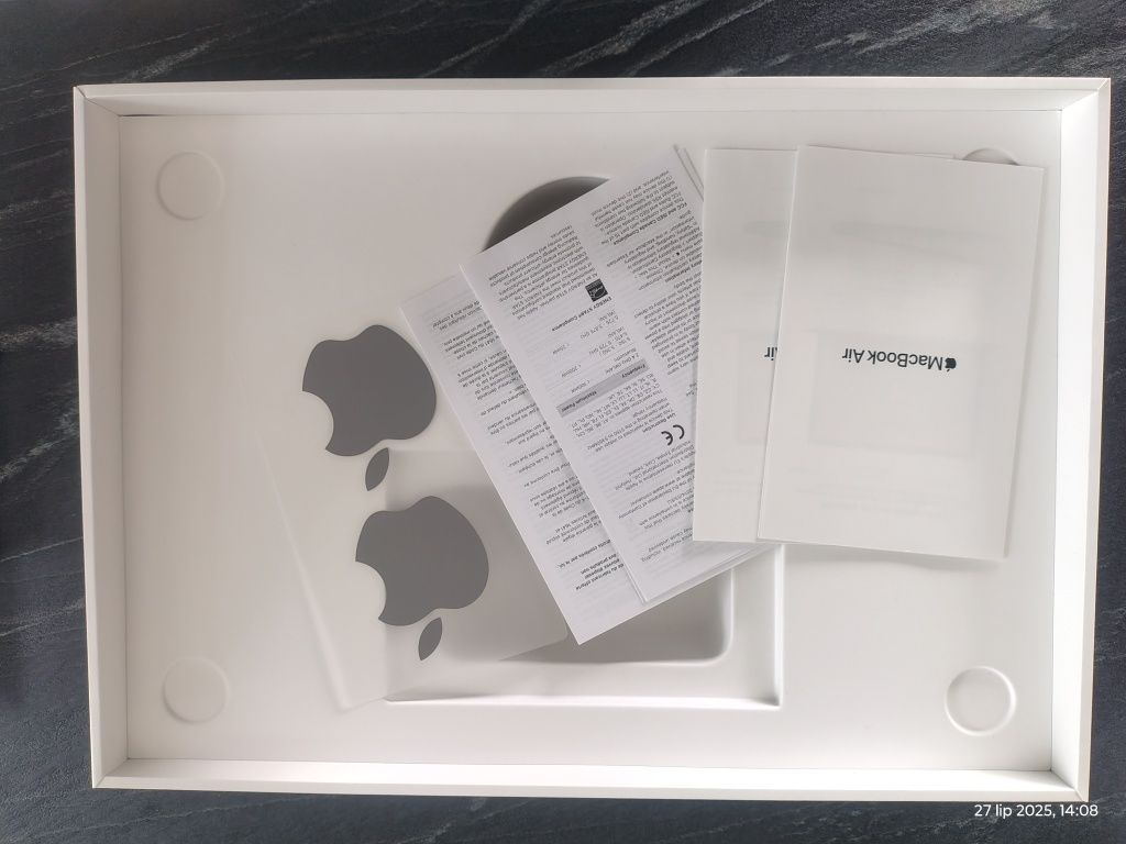 Pudełko od MacBook Air 13.3 cała A2179 Space Gray