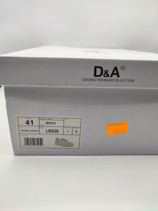 Adidasy damskie NOWE Skórzane 41