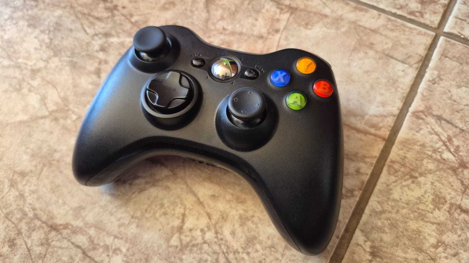 XBOX 360 com disco 256GB + comando