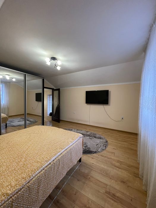 Оренда 2 поверхового будинку з власним подвір'ям с Сокільники