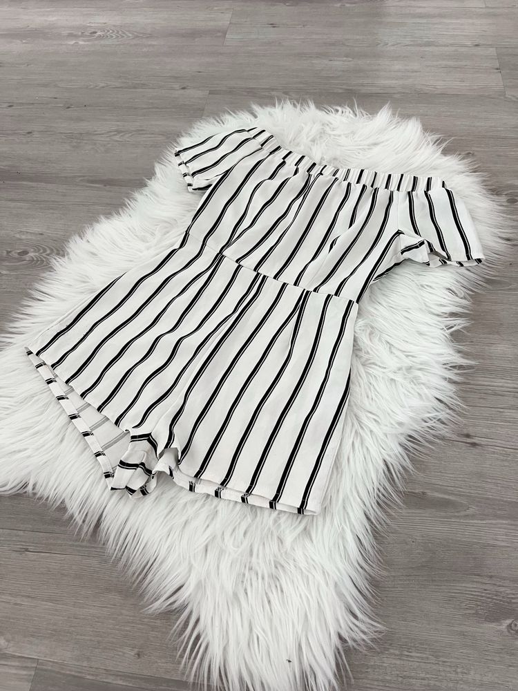 Kombinezon krótki w paski Missguided XS