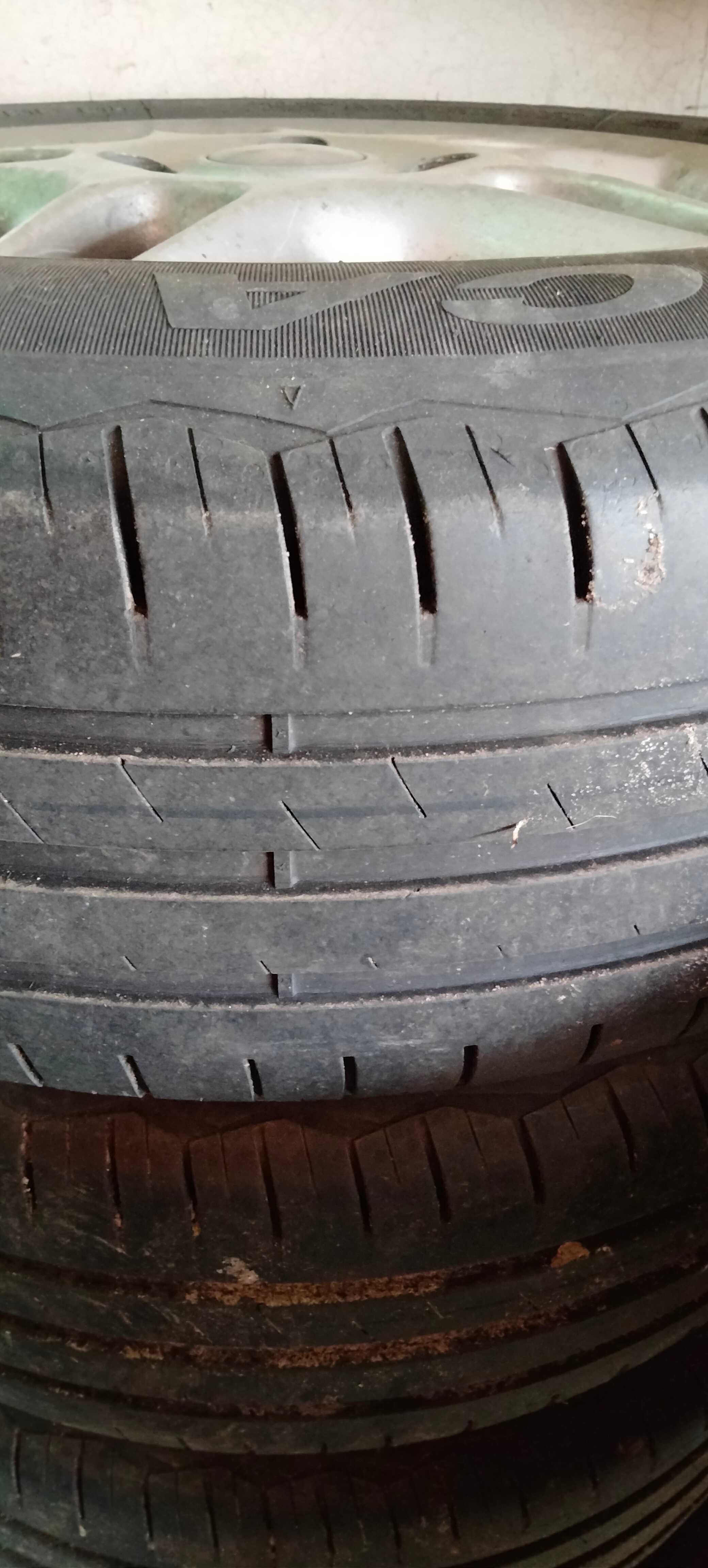 Opony Dębicy 195/65 r15