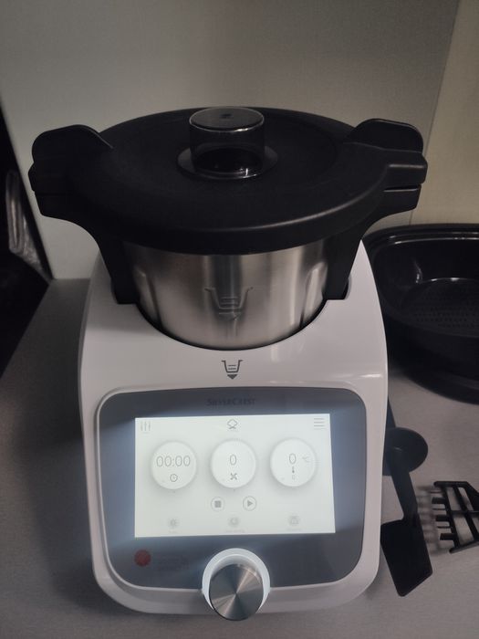 Robot kuchenny Monsieur Cuisine Connect