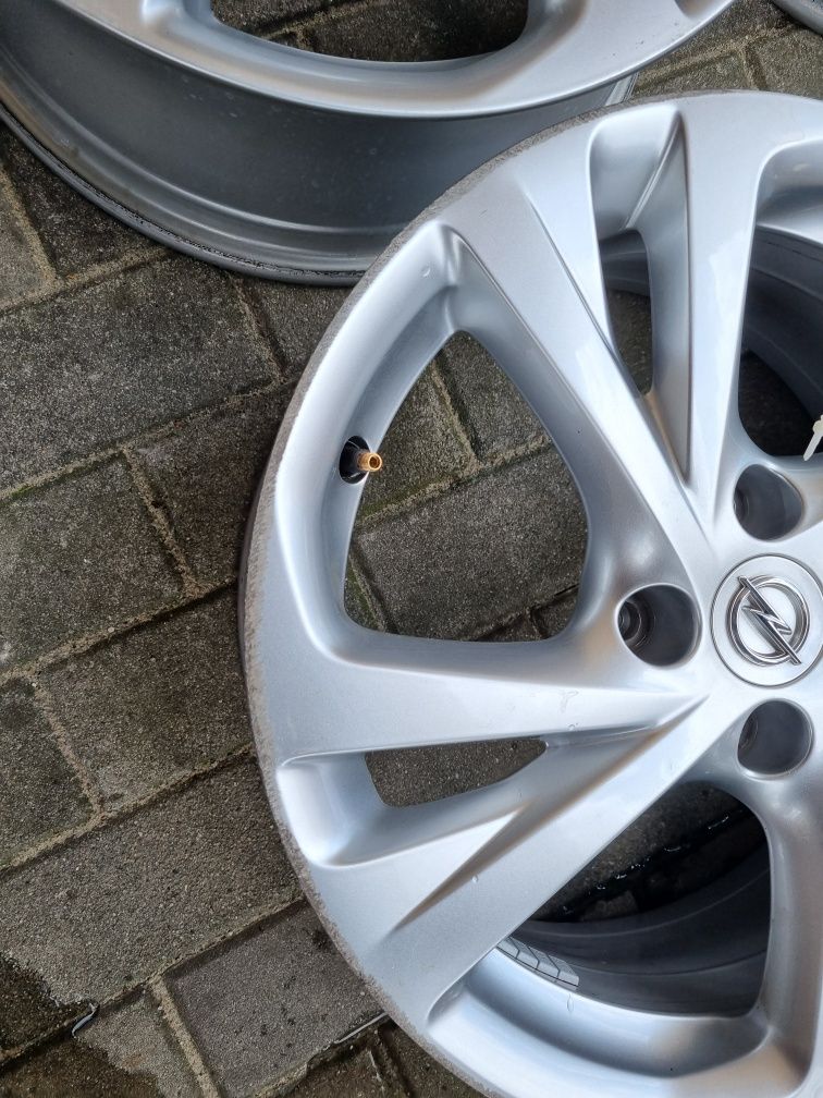 Oryginalne Alufelgi  17"  Opel 4x108 ET 38