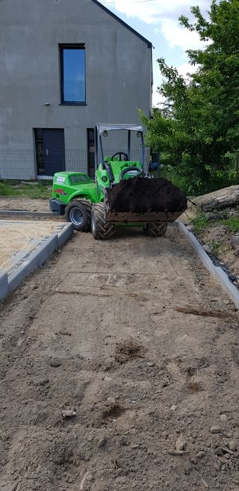 Usługi minikoparką, odwierty,przesiewanie, wykopy, niwelacja, wysiew