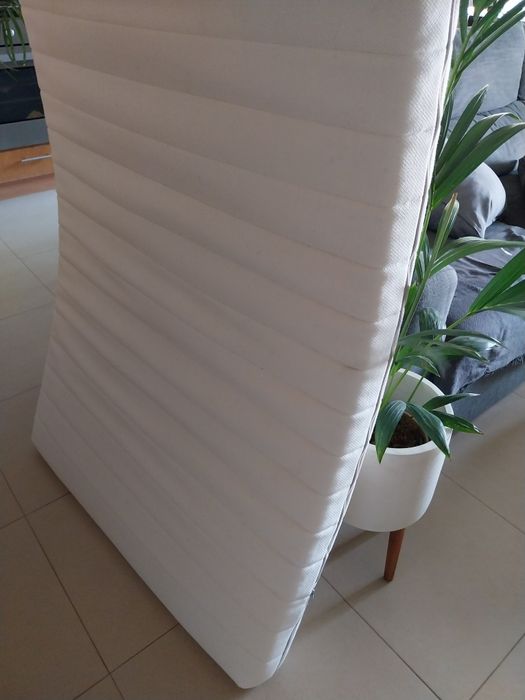 Colchão de espuma Ikea como novo 90x200