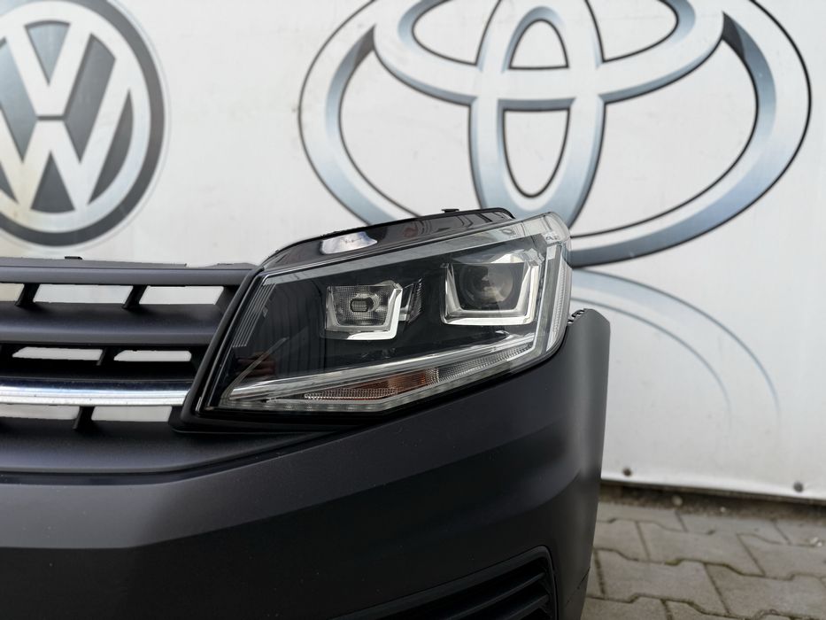 Бампер передній (фара ліхтар )VW Caddy Кадді 2K5 15-20р. шрот