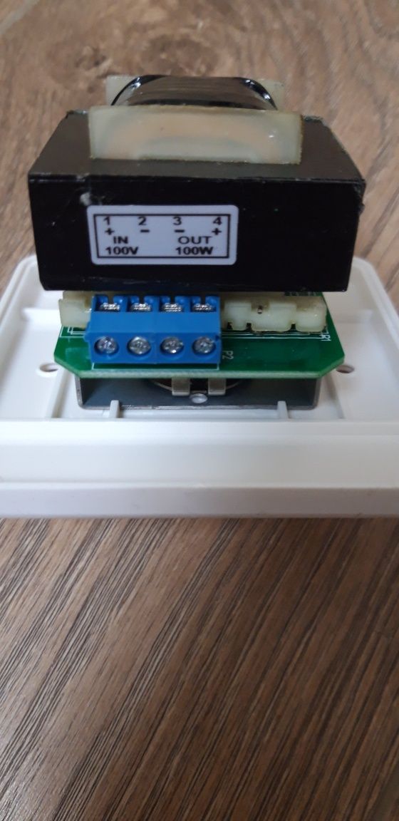 ATT-2100/WS - регулятор громкости, настенный для линий 100 В.