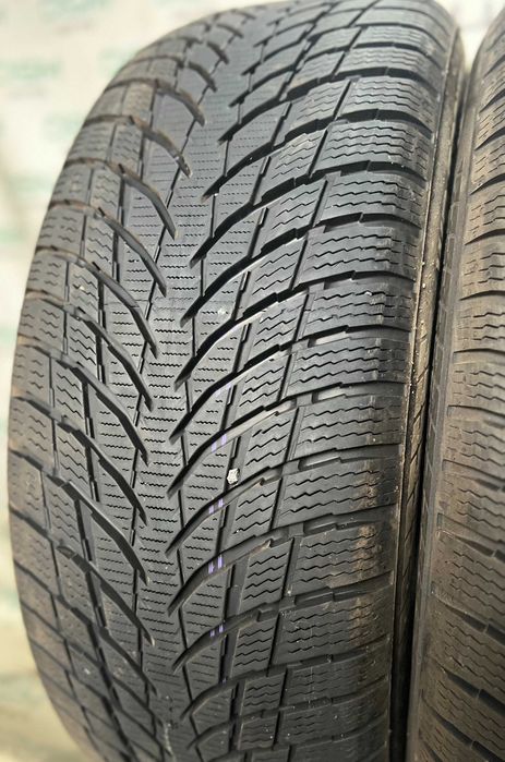 Скад шин б/в. 215/55 R17 Nokian WR Snowproof P