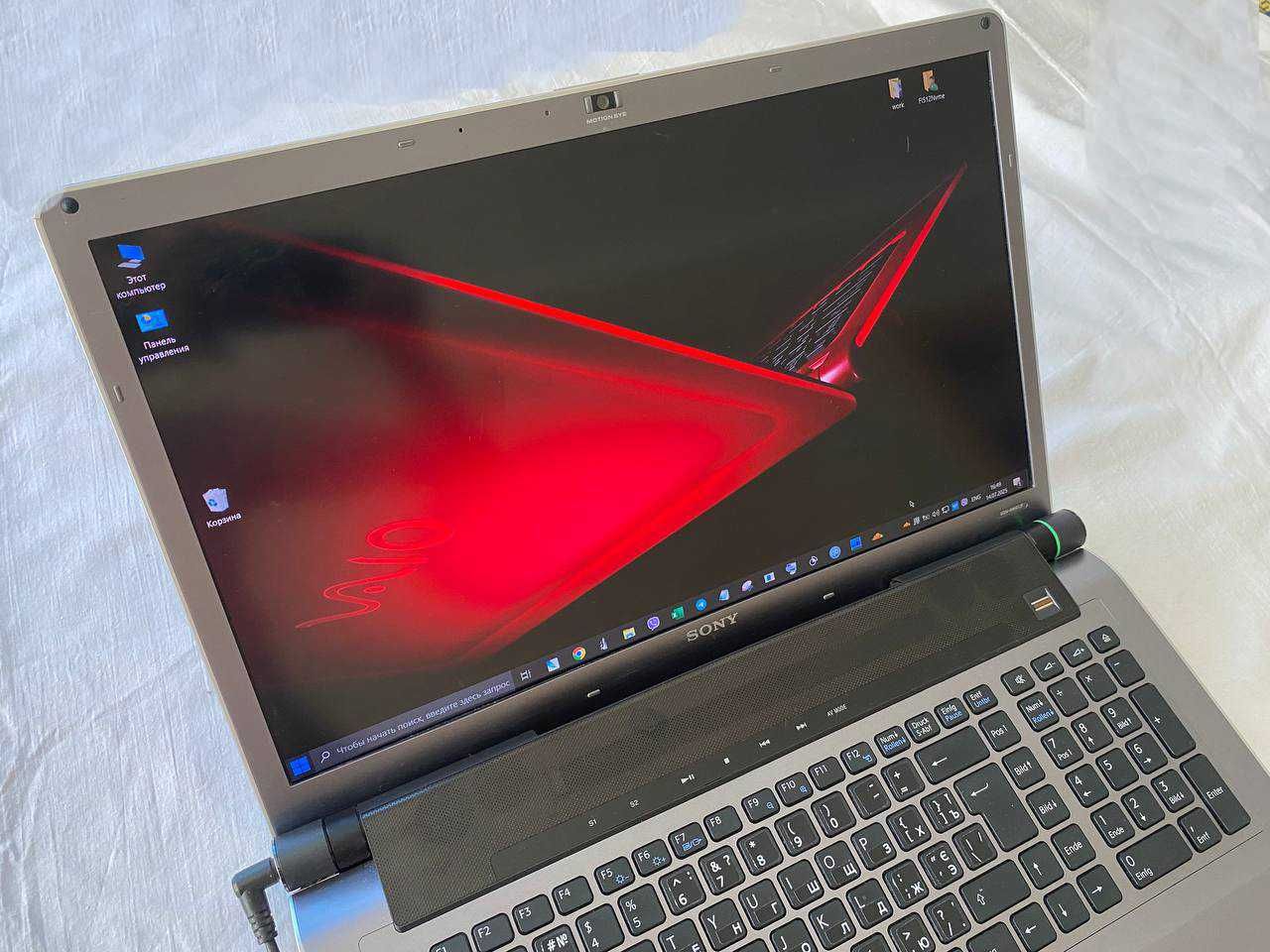 ноутбук Sony VGN-AW11XU 18,4" FullHd/C2D T9600/4Gb/GeForce 9600M GT