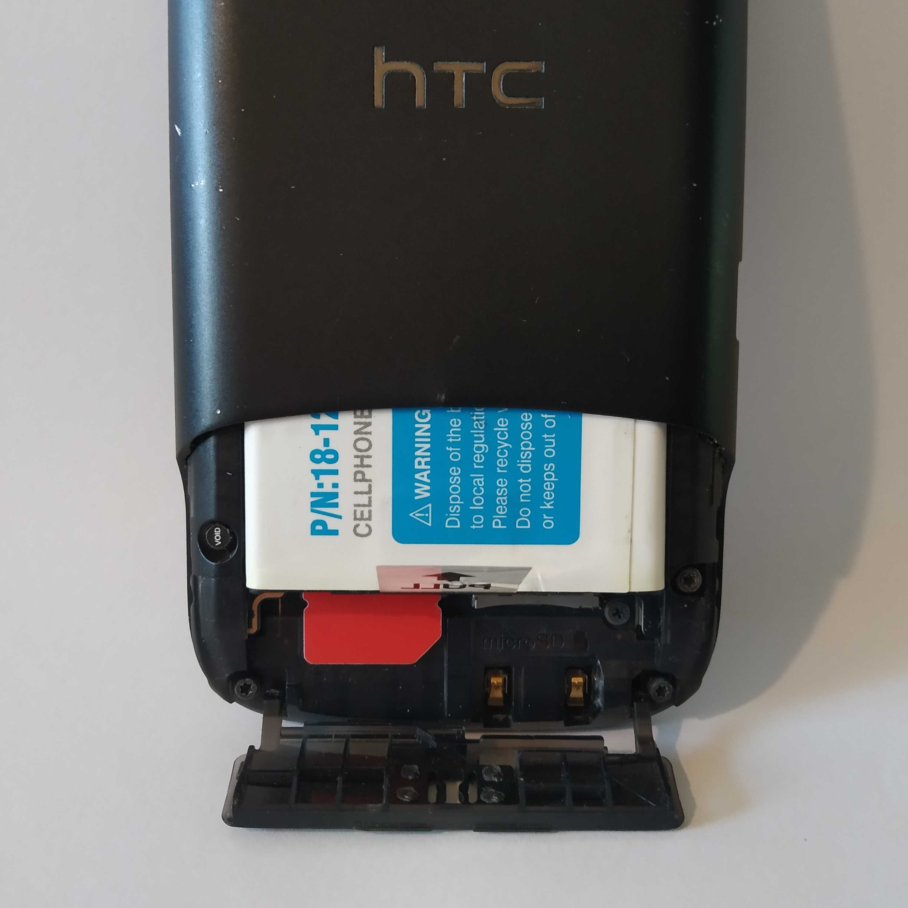 Смартфон HTC Desire S