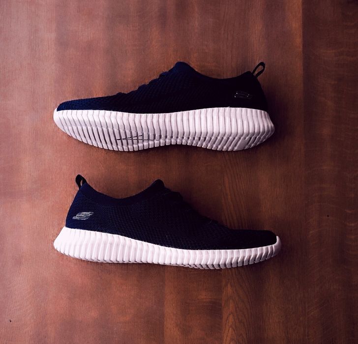 Кросівки Skechers 40 розмір наві