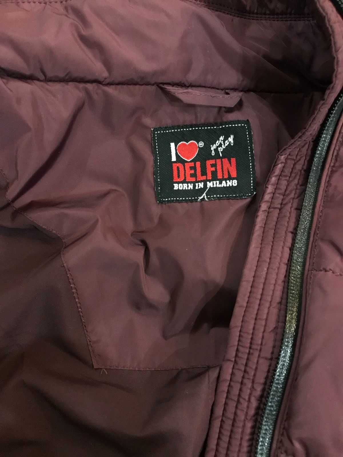 Продам зимнюю куртку фирмы " Delfin"