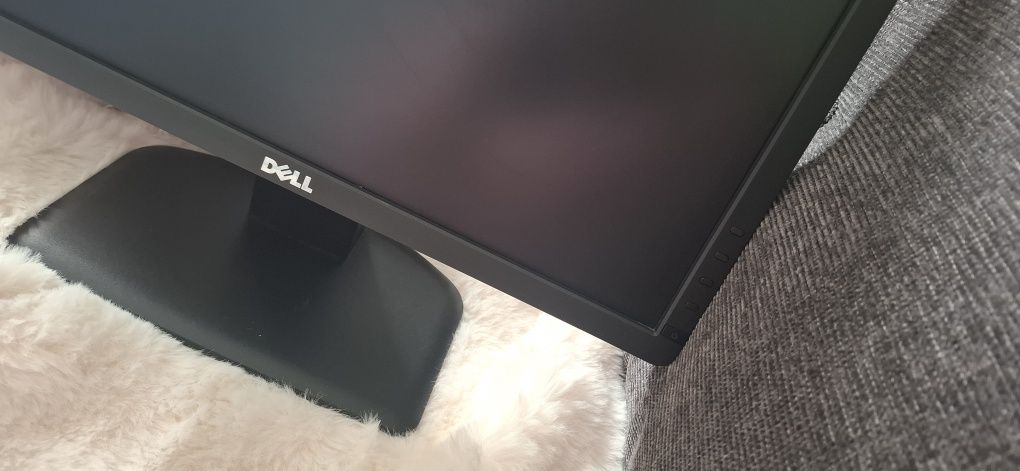 Monitor Dell  sprawny super stan