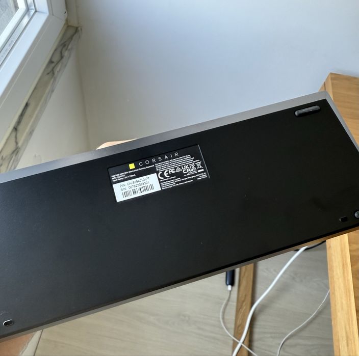 Teclado Mecânico Corsair K65 RGB Mini 60%