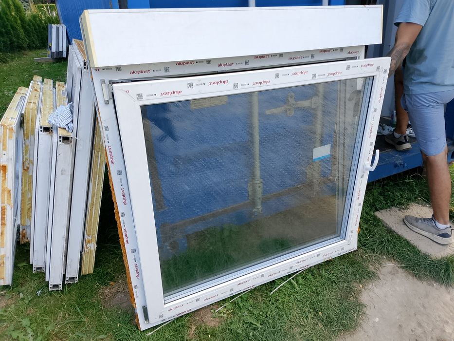 Okno 132x117 nowe 3-szybowe rozwierno uchylne białe plastikowe
