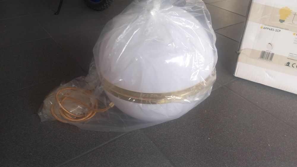 Lampa sufitowa wisząca