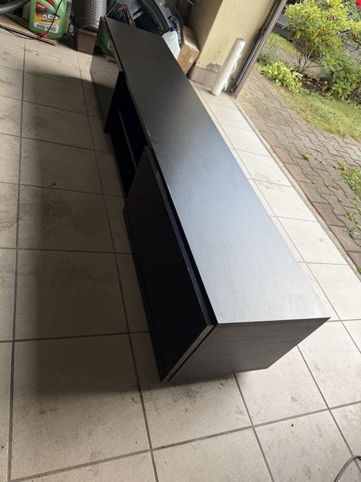 Szafka rtv idealna do salonu