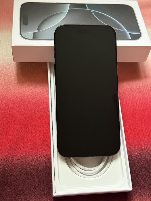 Iphone 16 pro black titanium 128gb
