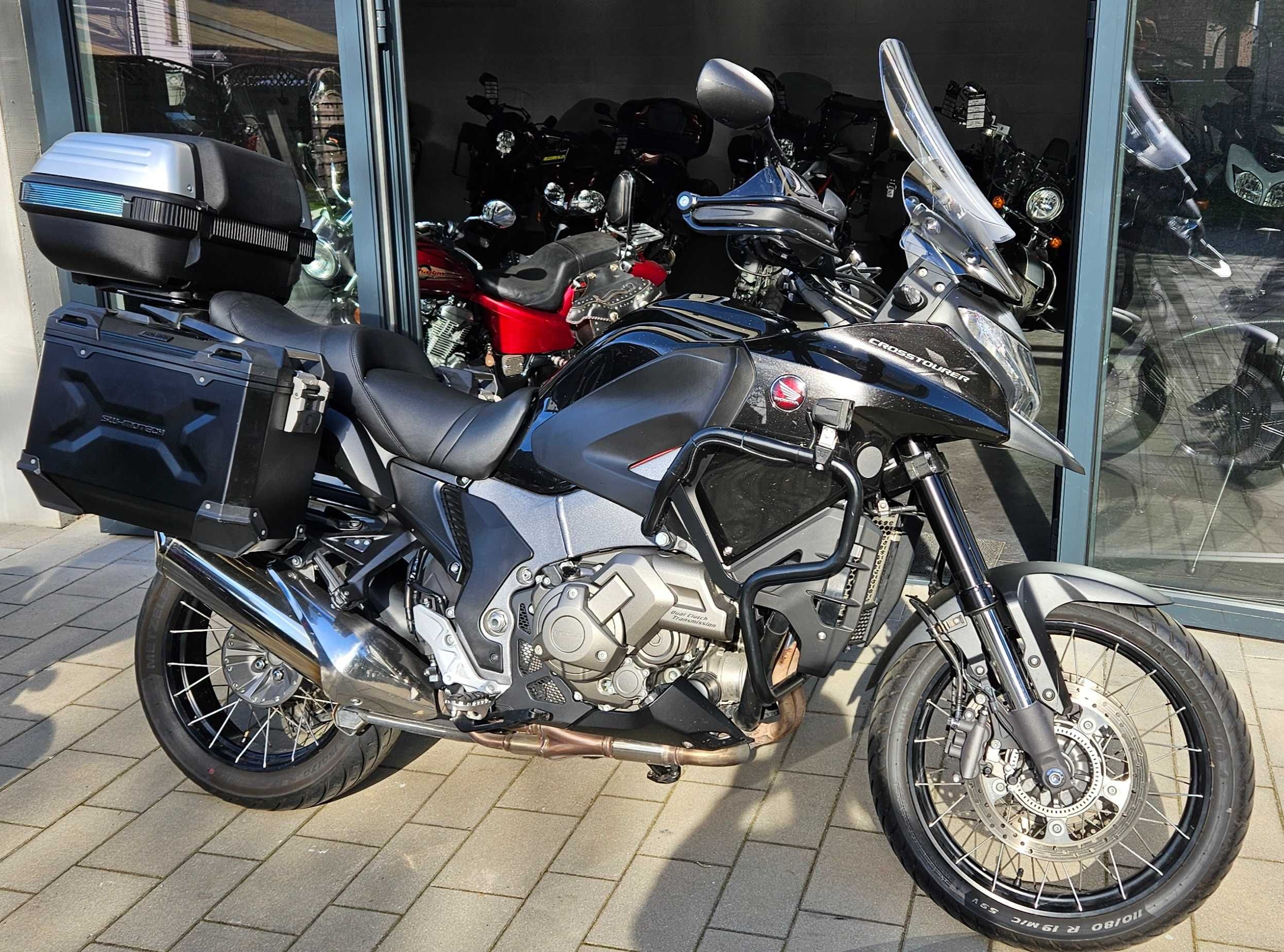 Honda VFR 1200 DCT Crosstourer     VFR1200