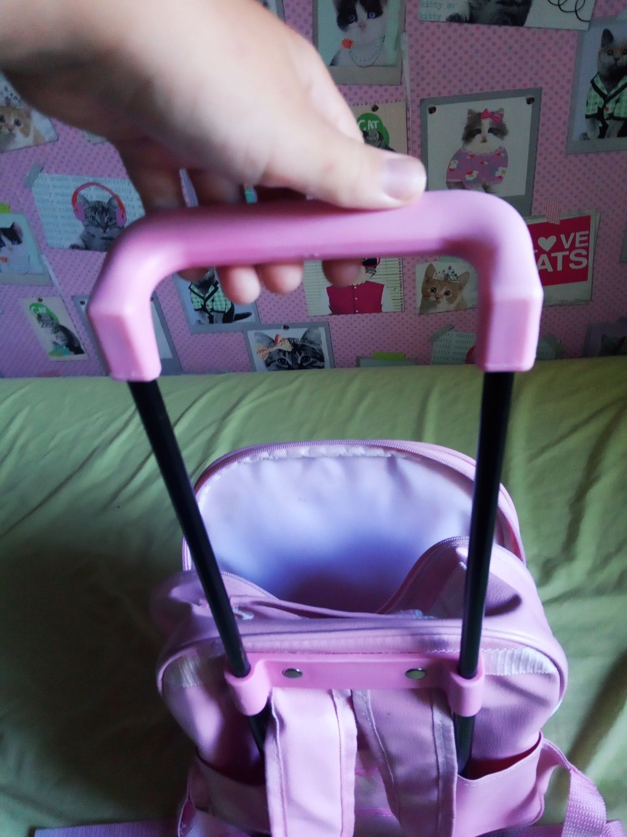 Plecak – walizka hello kitty